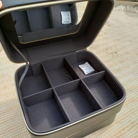 NWT Brouke & Co Leah Travel cosmetic case in black - Picture 4 of 8